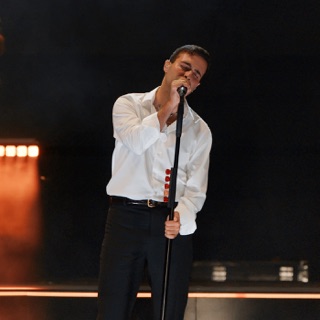 Senden Nefret Ediyorum (Live)